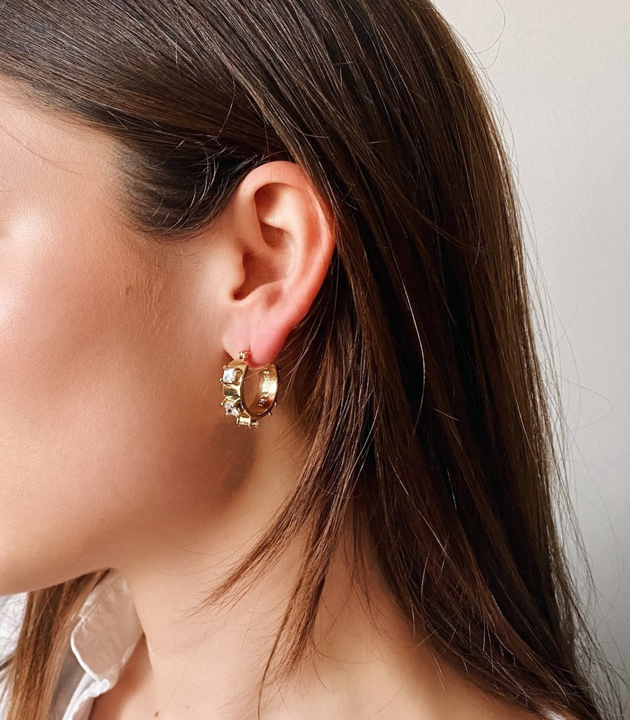Queenie Hoops